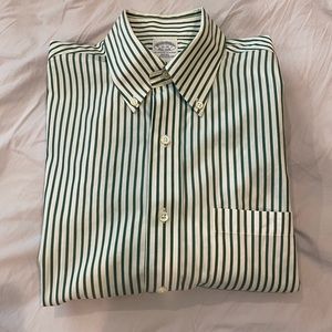 Brooks Brothers Slim Fit Business Casual Shirt